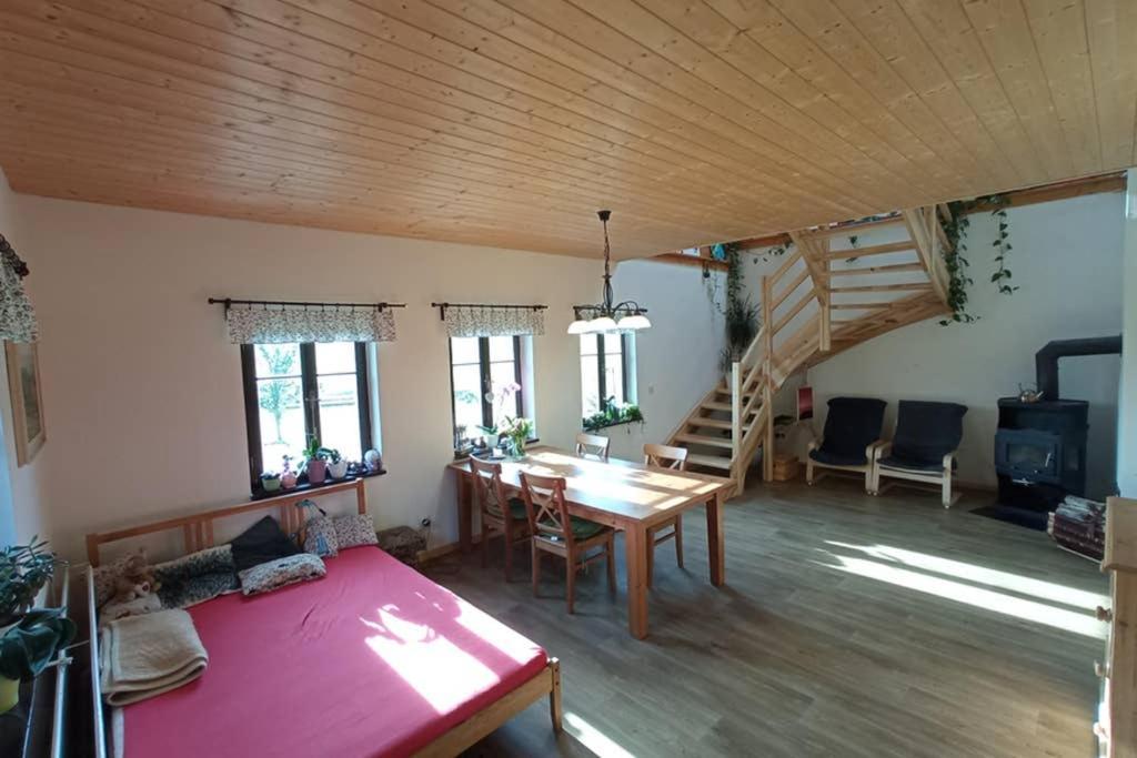 Chalupa Bez Hranic Krompach Exterior photo