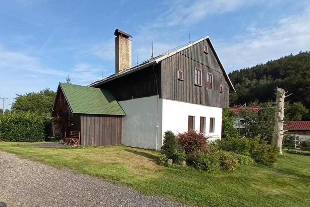 Chalupa Bez Hranic Krompach Exterior photo